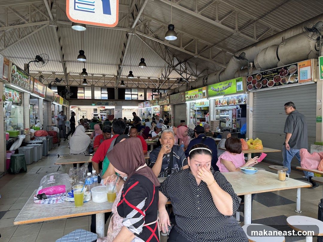 Busy Food Court