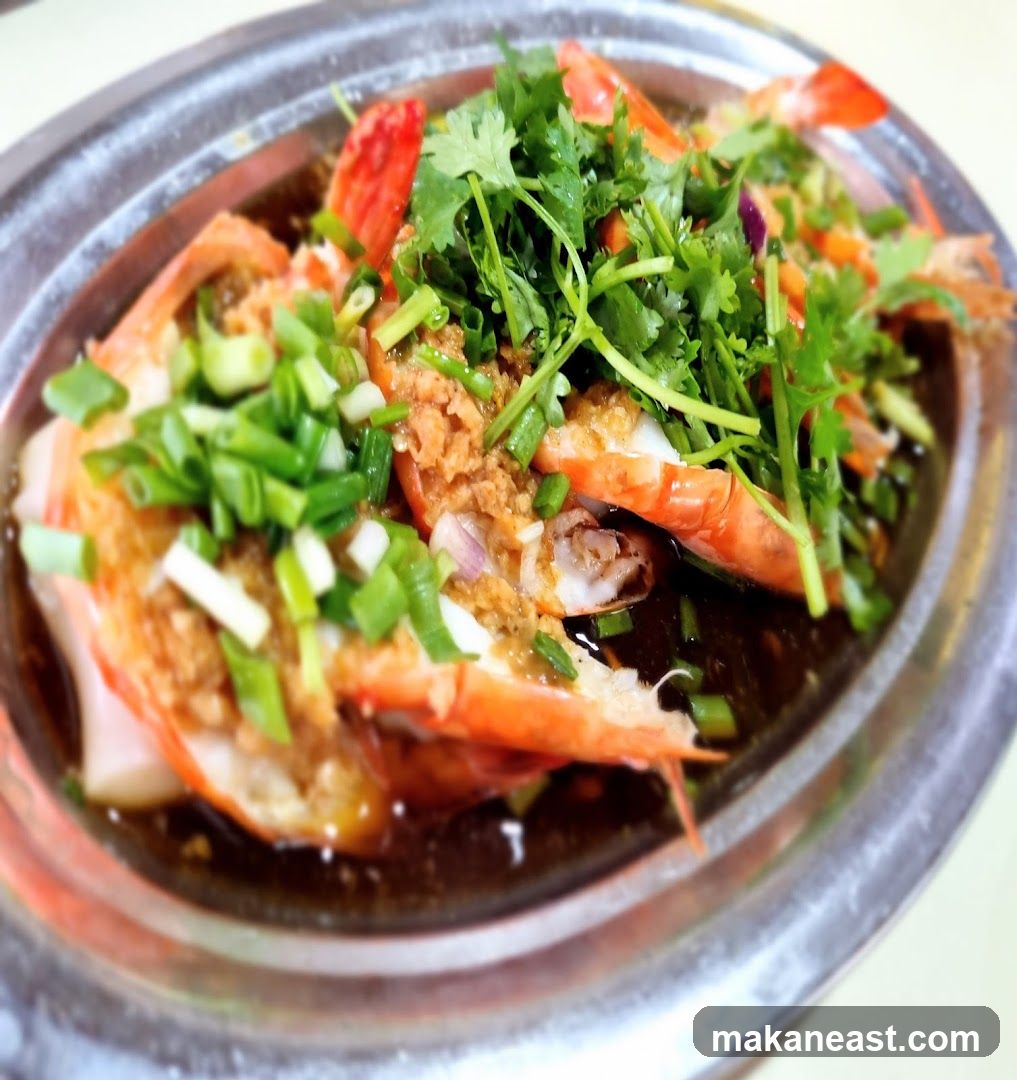 Steamed Prawns with Garlic and Scallions