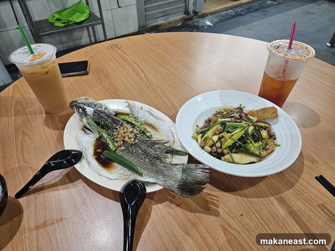 Steamed Fish and Stir-fry with Drinks