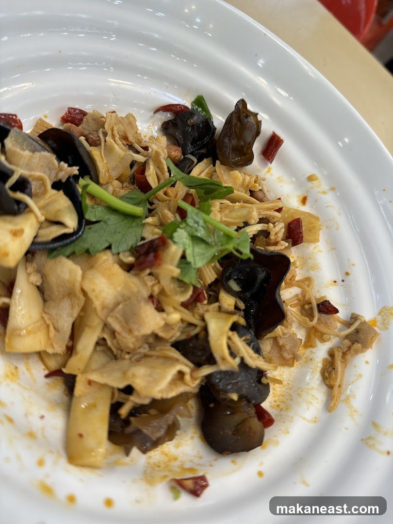 Spicy Sliced Pork with Wood Ear Mushrooms