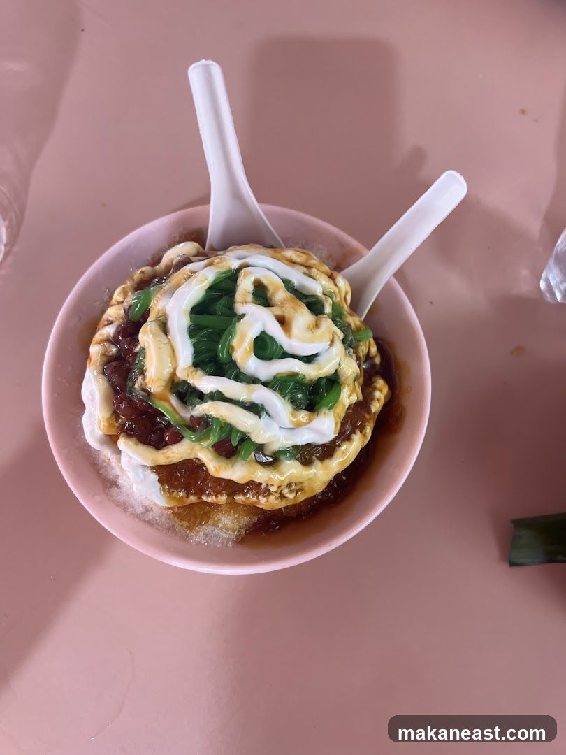 Dessert with shaved ice and toppings