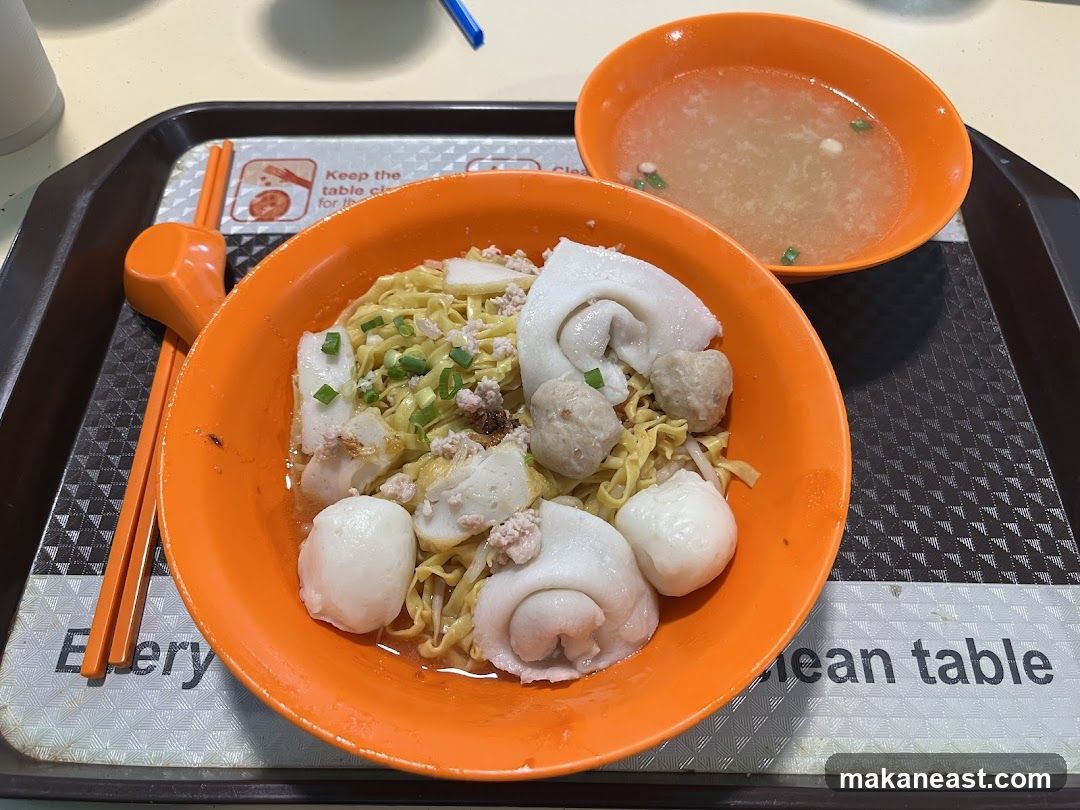 Noodles with Fish Balls and Sliced Fish