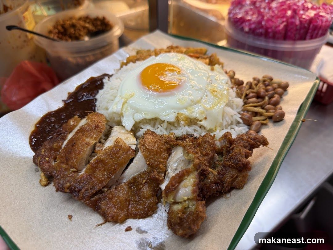 Fried Chicken Rice with Fried Egg