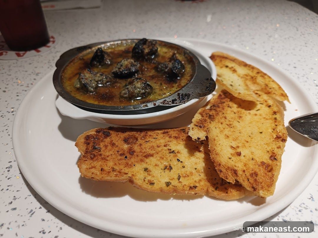 Escargots with Garlic Bread