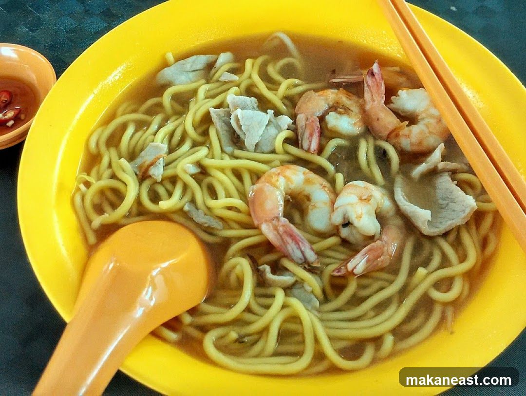 Noodle Soup with Shrimp and Pork