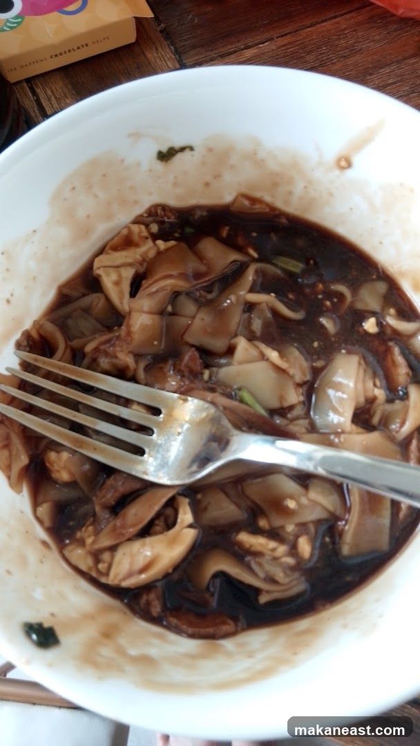 Noodles in Dark Sauce