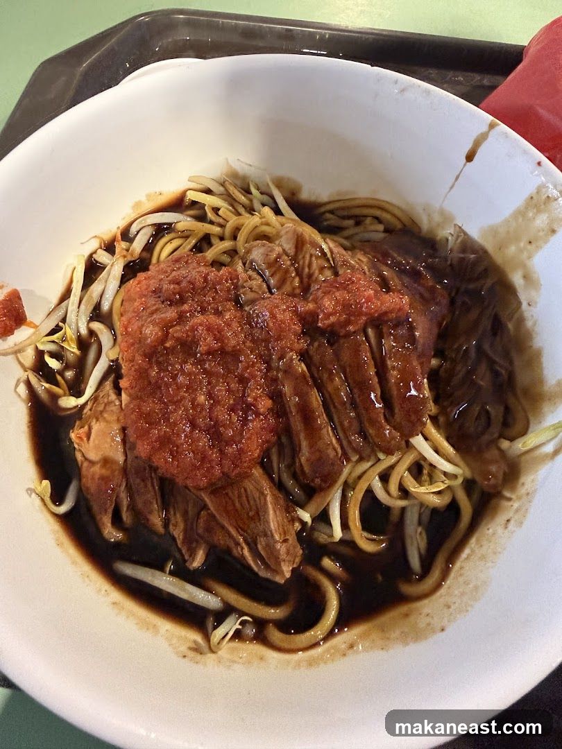 Noodles with Sliced Meat and Chili Paste