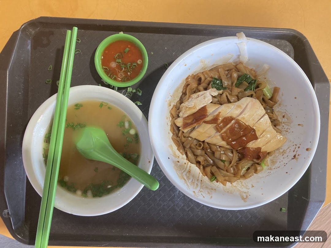 Chicken Noodles with Soup and Chili Sauce