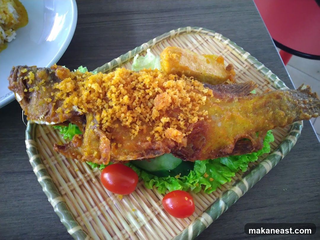 Fried Fish with Toppings