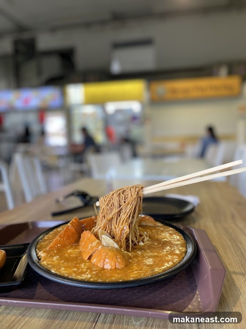 Noodles with Gravy and Meat