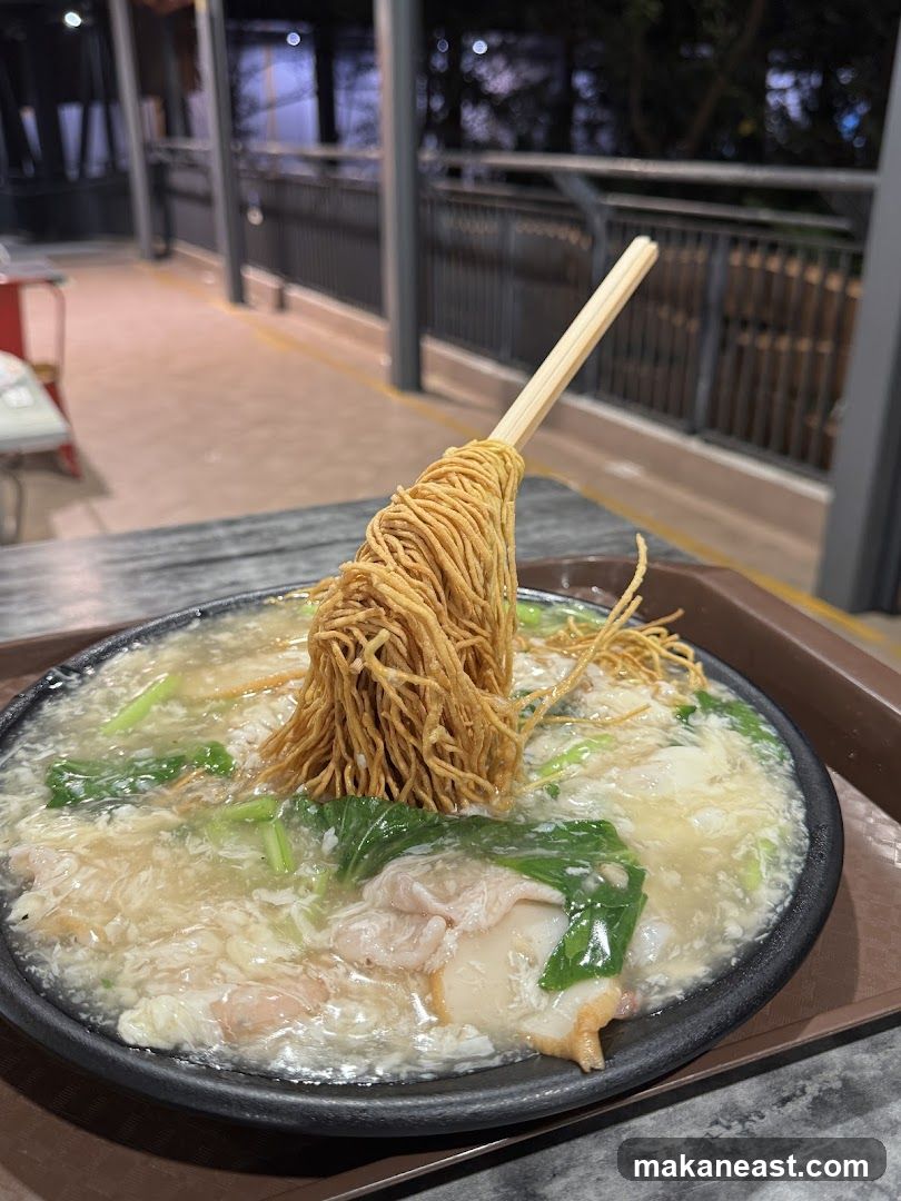 Crispy Noodles with Gravy