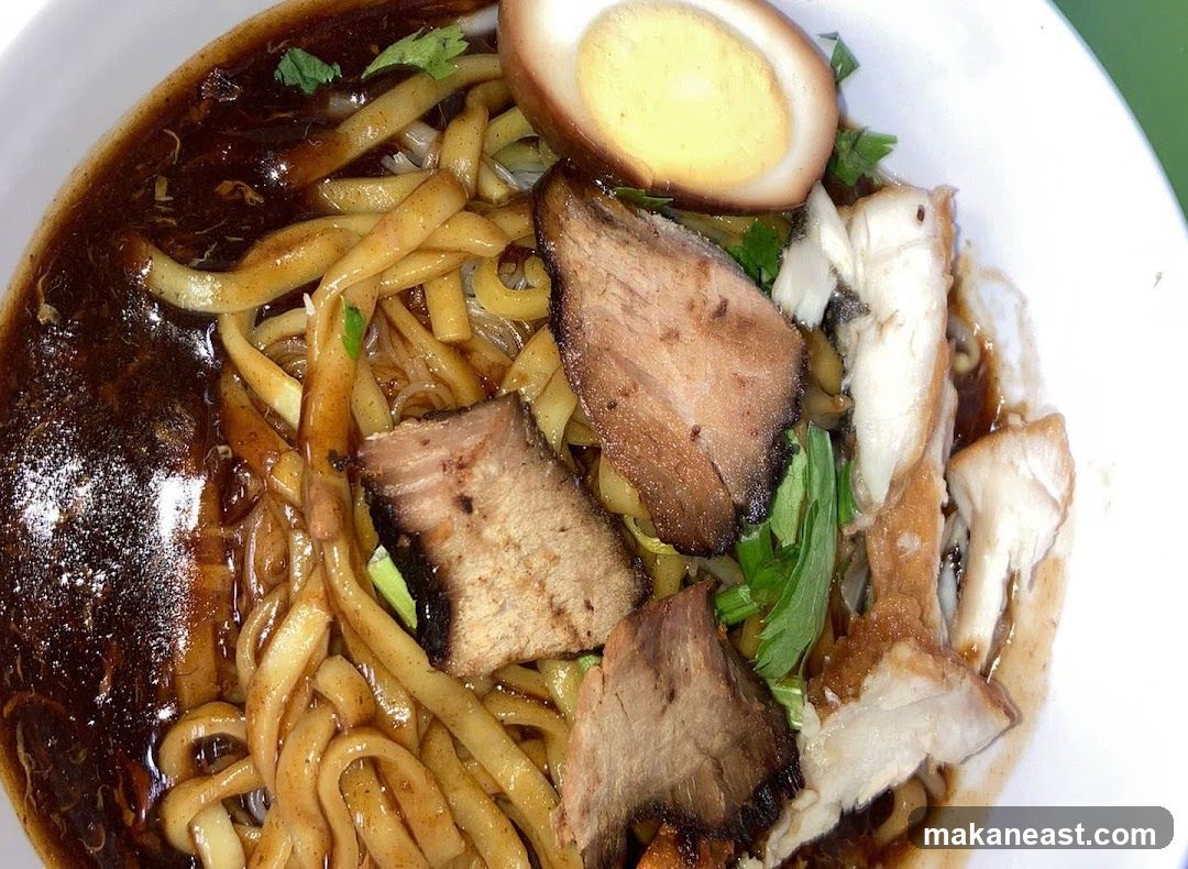 Noodle Dish with Pork and Egg