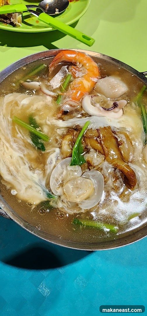 Seafood Noodles