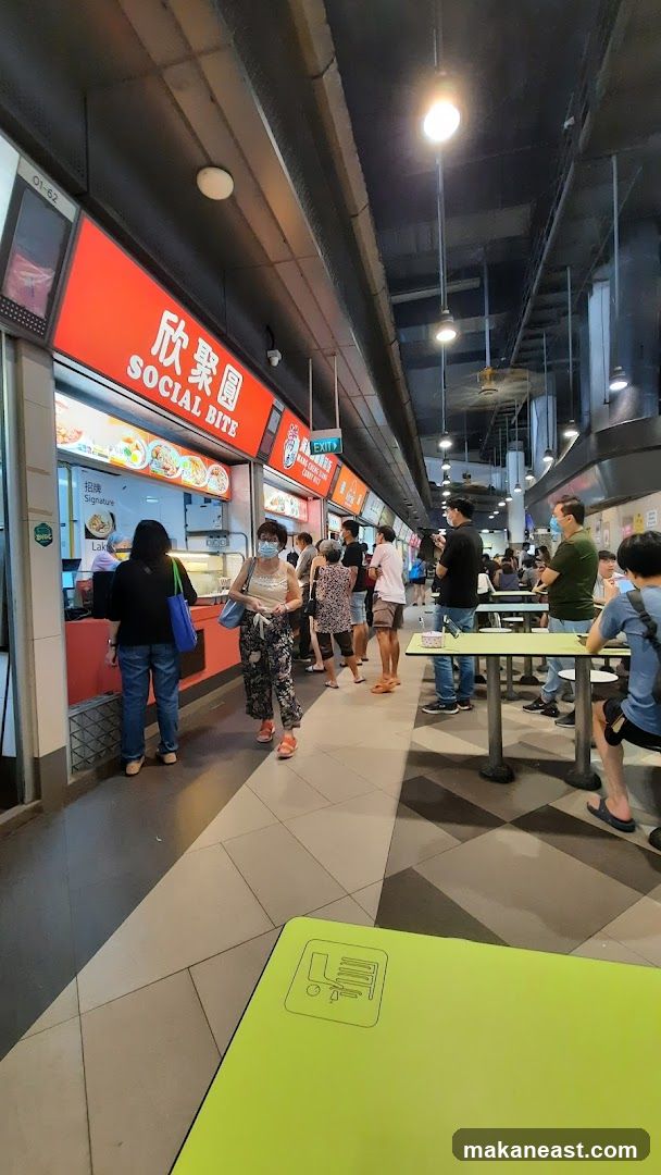 Food court with people queuing