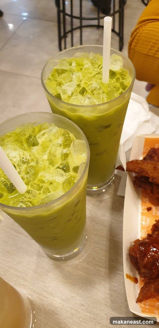 Iced Matcha Drinks and Fried Chicken