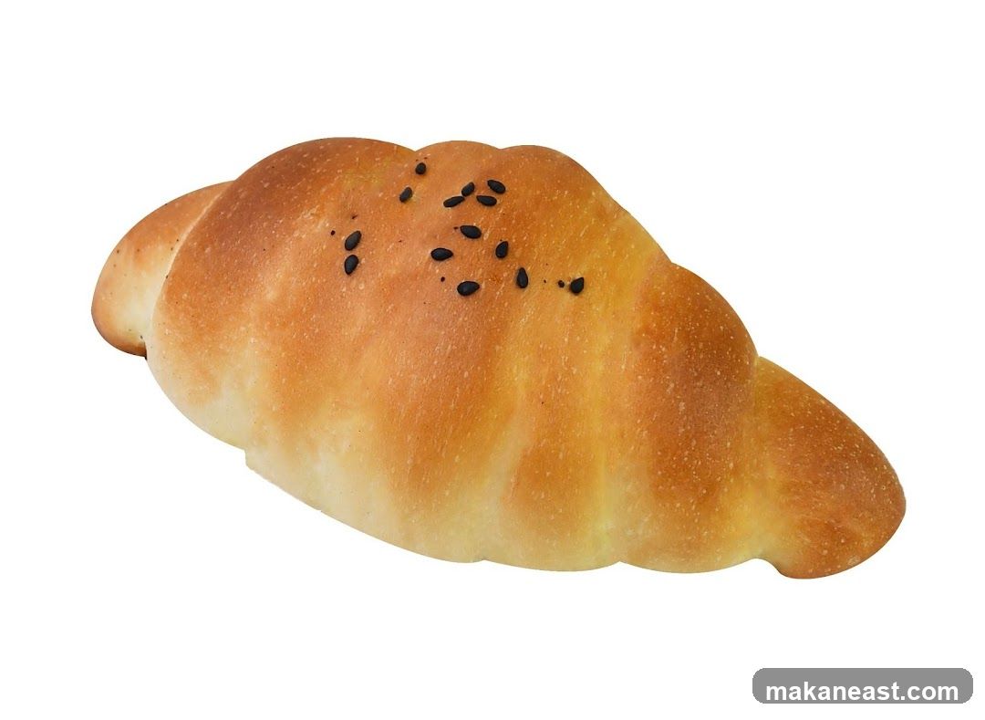 Croissant with Black Seeds