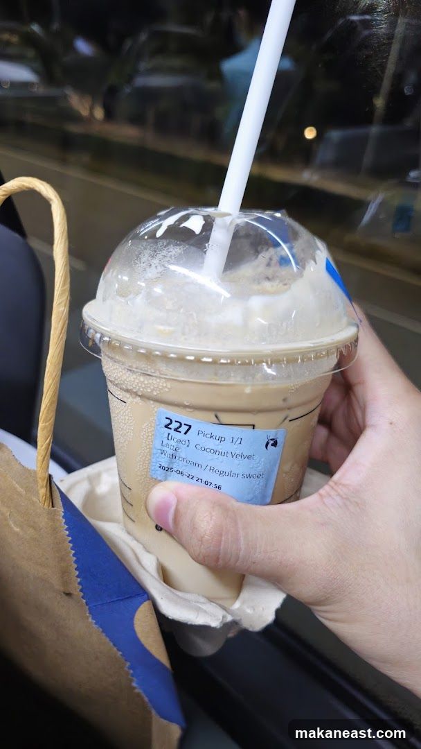 Iced Coconut Velvet Latte