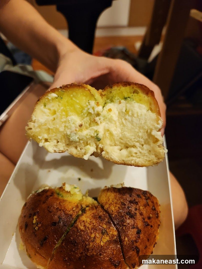 Garlic Bread with Cream Cheese Filling