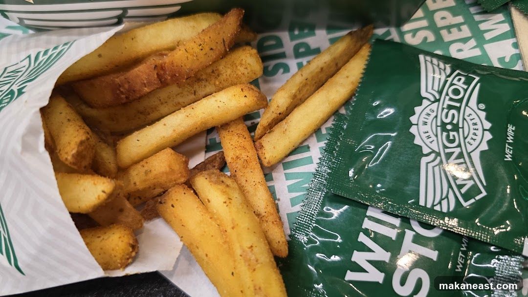 Seasoned Fries with Wet Wipes