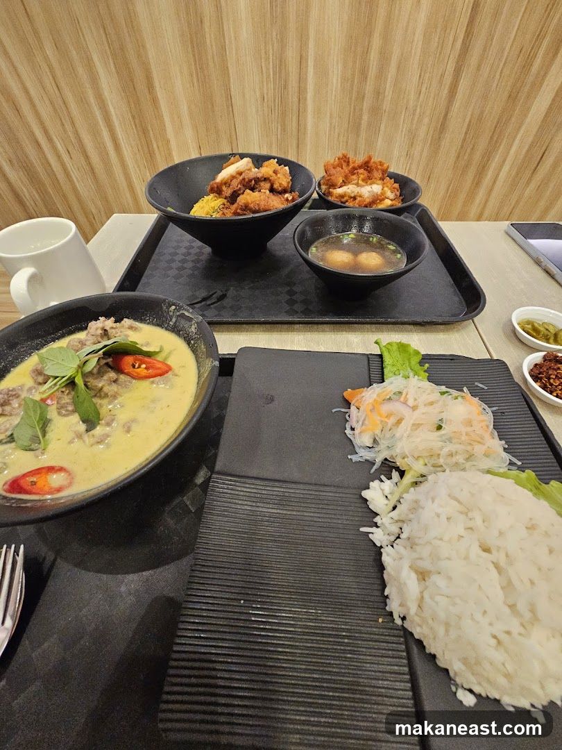 Thai Green Curry and Fried Chicken Rice