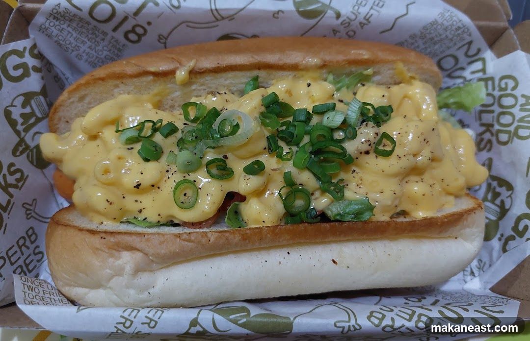 Mac and Cheese Hot Dog