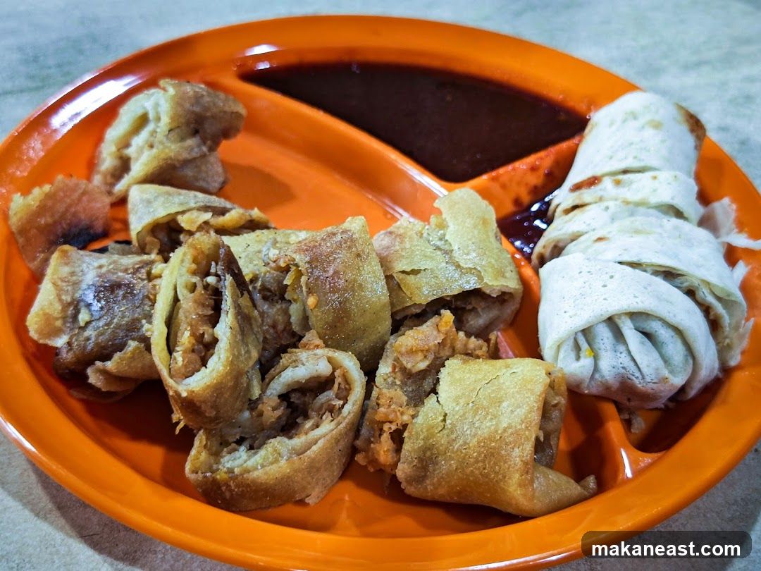 Spring Rolls with Dipping Sauce
