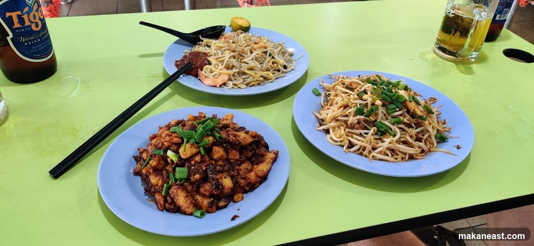 28 Fried Kway Teow
