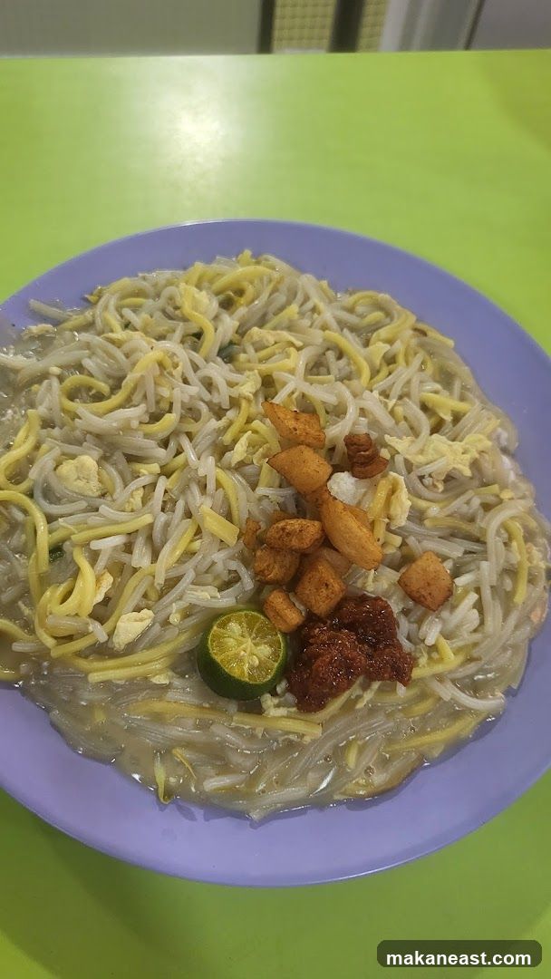 Noodles with Toppings