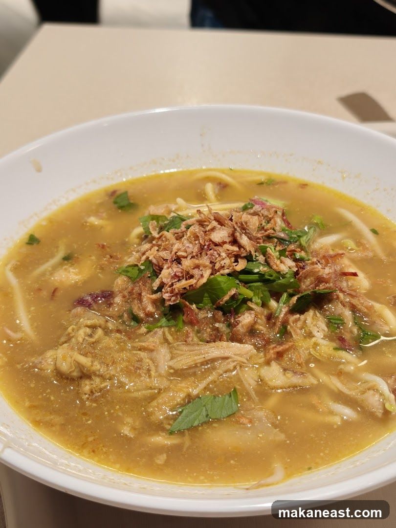 WARONG PAK SAPARI MEE REBUS. MEE SOTO