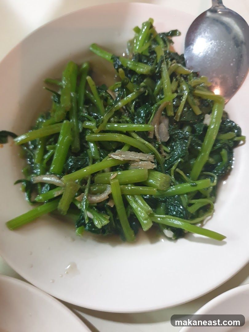 Stir-fried Water Spinach with Anchovies