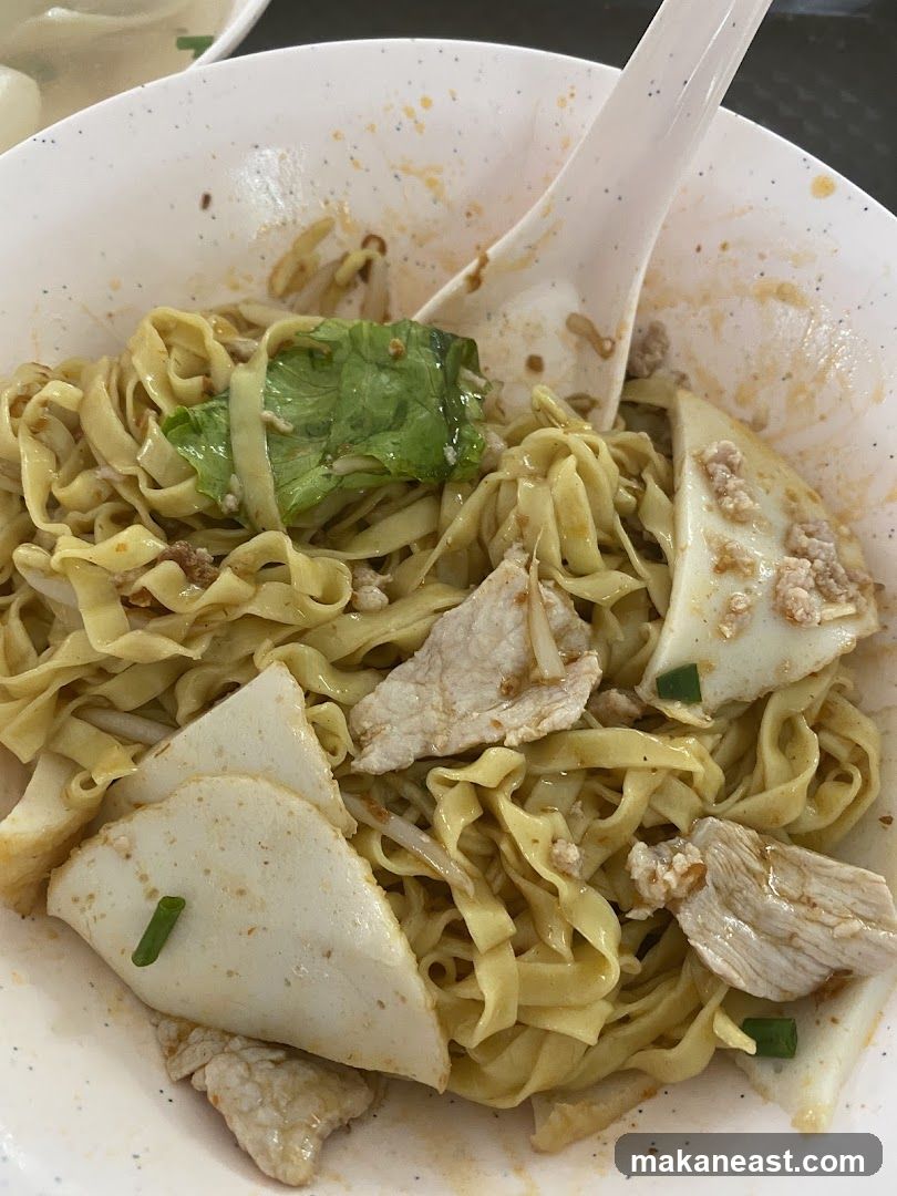Noodles with Fish Cake and Sliced Pork