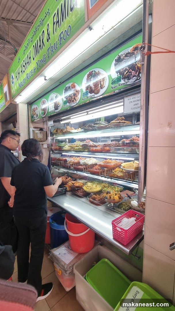 HJH Aishah Omar & Family Malay Rice & Yong Tau Foo