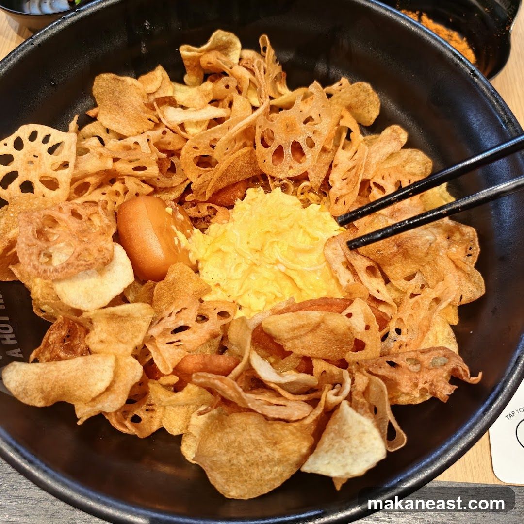 Scrambled Egg and Crispy Toppings Bowl