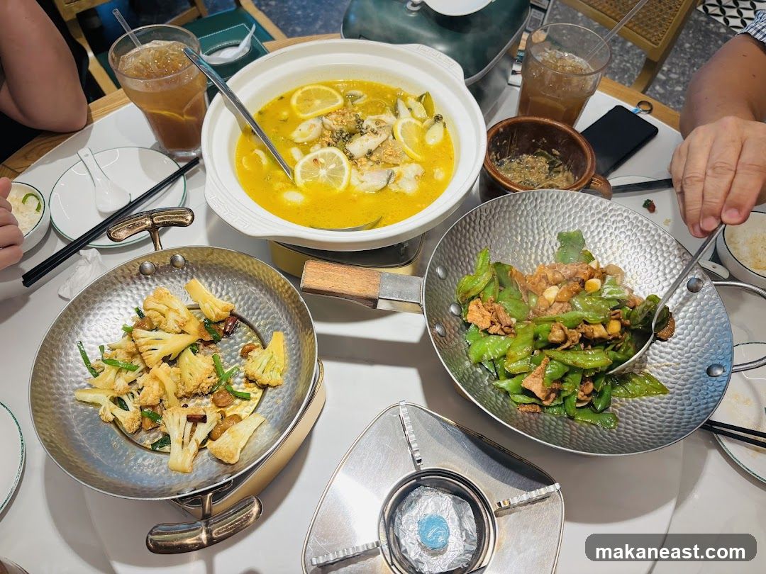Meal with Fish Soup and Stir-fried Dishes