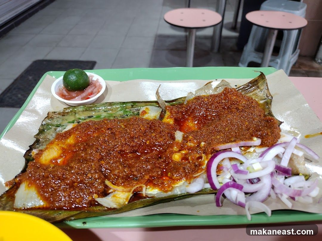 Spicy Grilled Fish with Lime and Onions