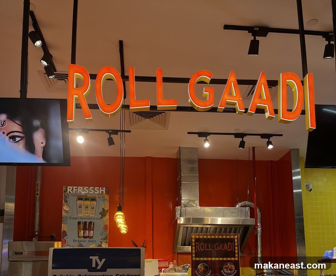 Roll Gaadi Interior