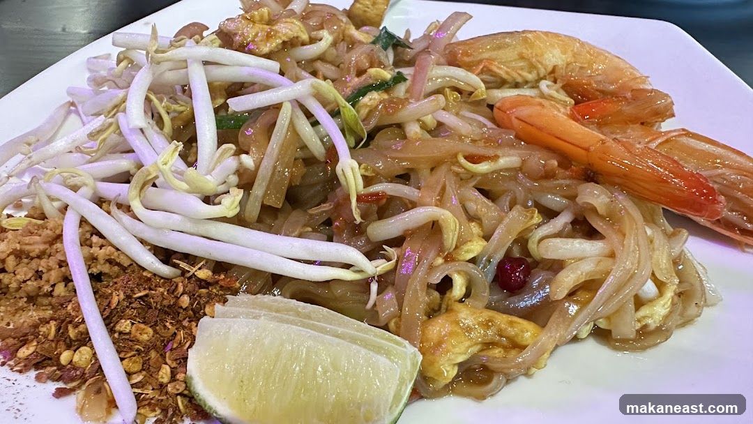 Pad Thai with Shrimp