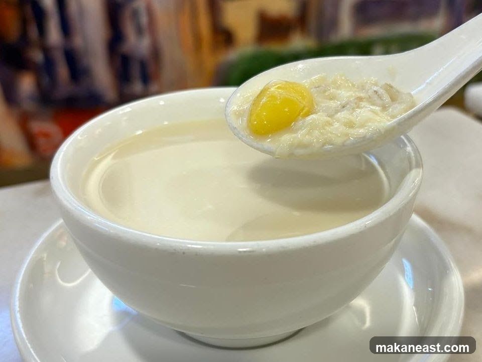 Dessert Soup with Ginkgo Nut