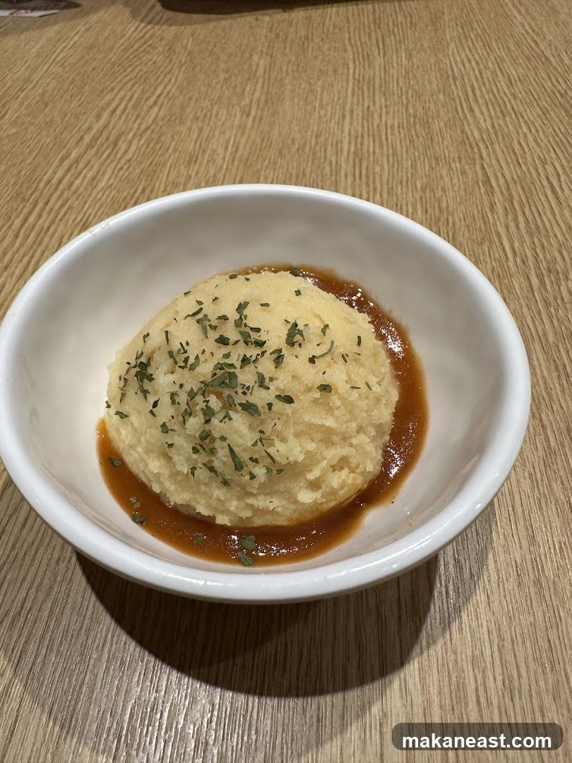 Mashed Potatoes with Gravy