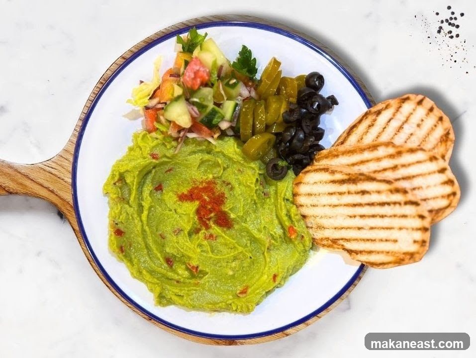 Guacamole with Salad and Toast