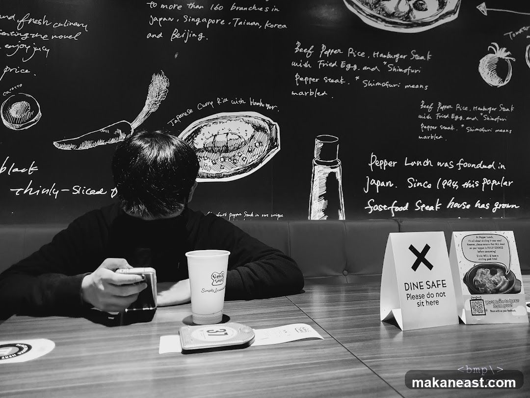 Dine Safe Signage