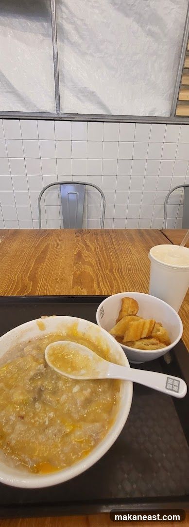 Congee and Fried Dough Sticks