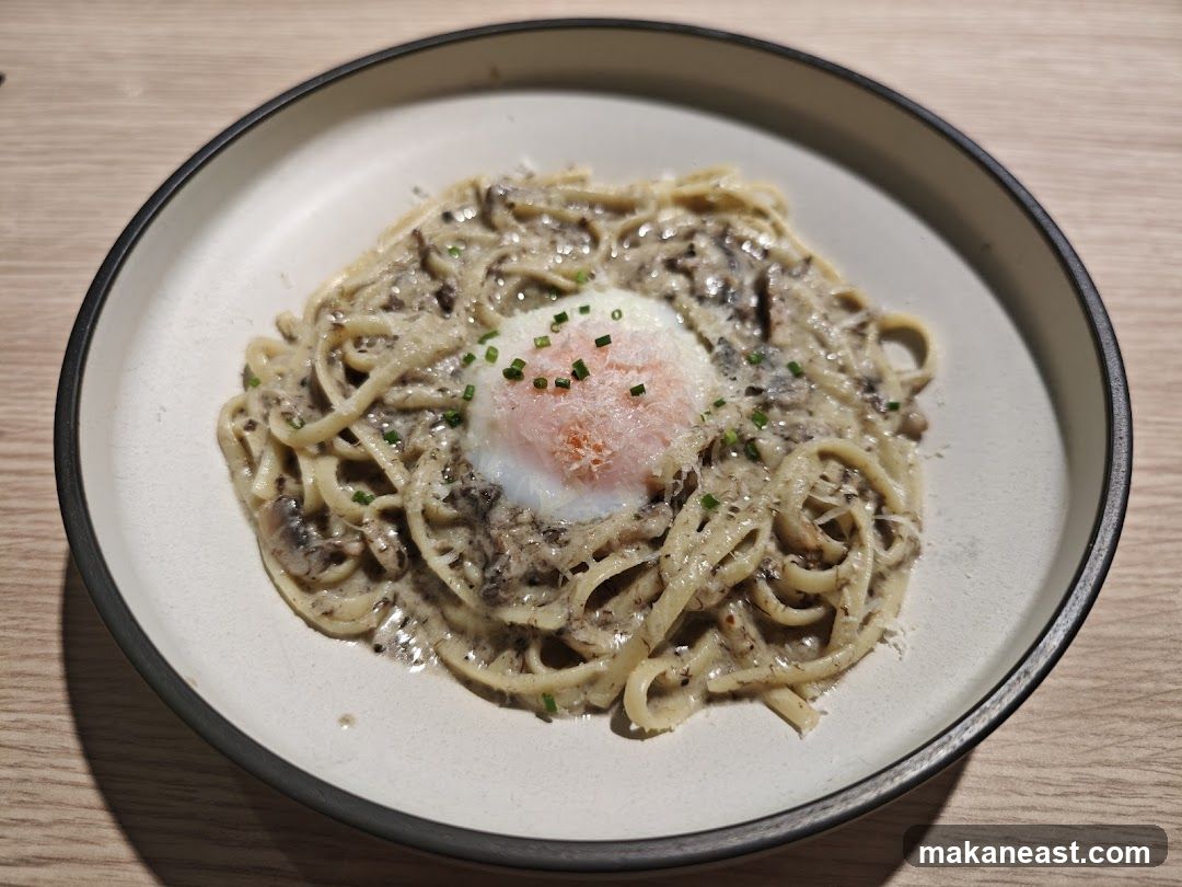 Mushroom Pasta with Egg