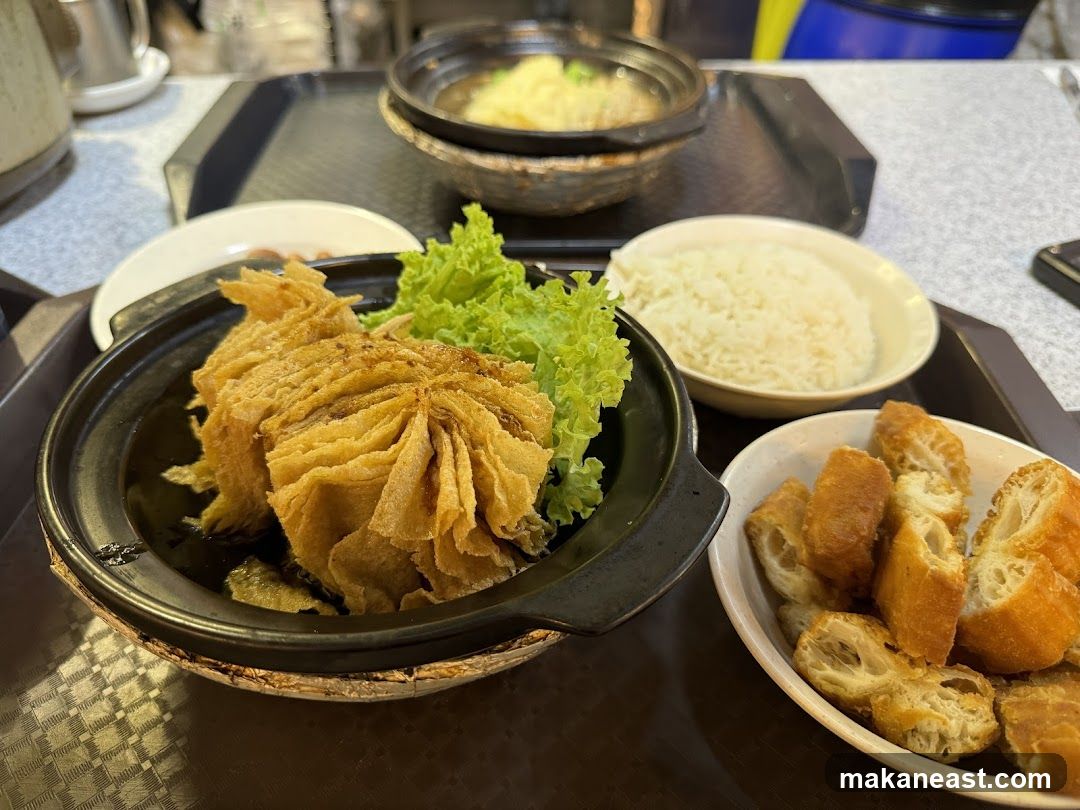 Fried Dish with Rice and Dough Sticks