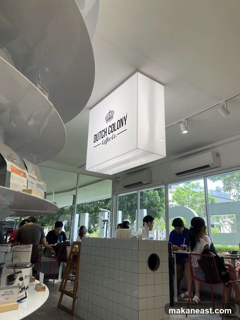 Dutch Colony Coffee Co. Interior