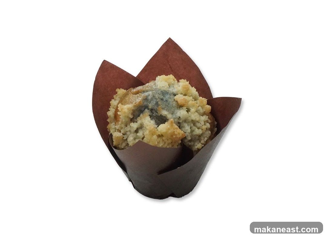 Blueberry Crumble Muffin
