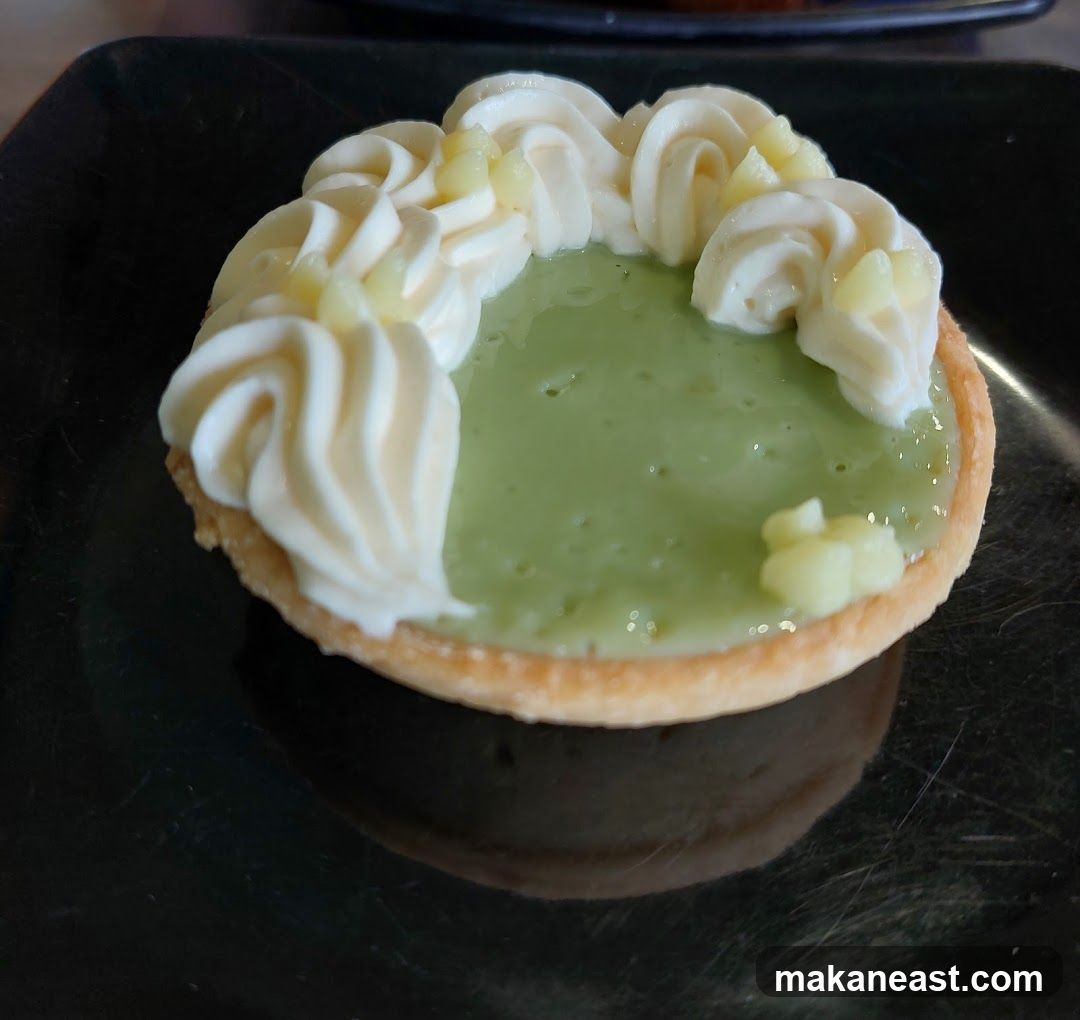 Green Tart with Whipped Cream