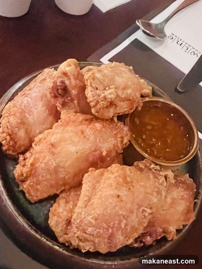 Fried Chicken Wings with Dipping Sauce