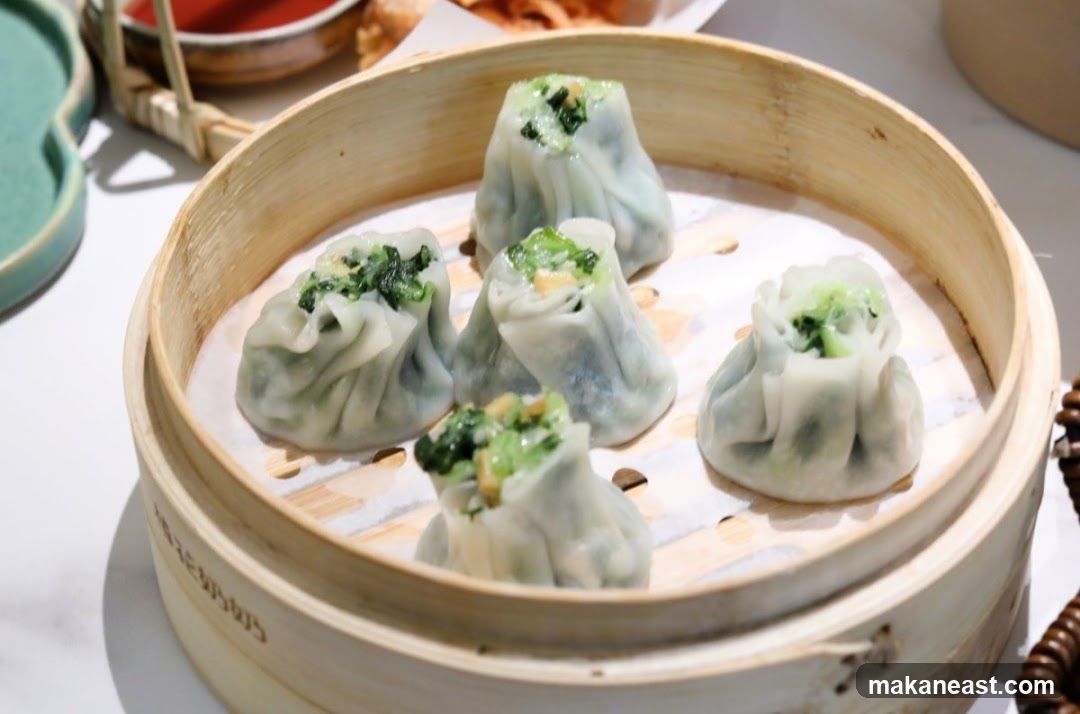 Steamed Dumplings in a Bamboo Steamer