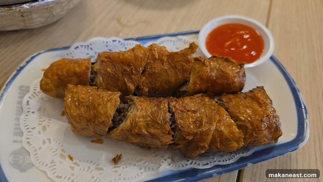 Fried Bean Curd Rolls with Dipping Sauce